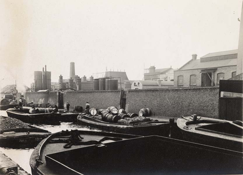 Glengall Road,Glengall Wharf, Dussek Brothers & Co Ltd.  X.png