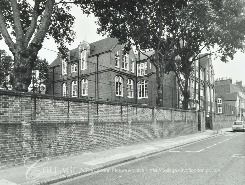 Surrey Square Primary School c1972. X.png