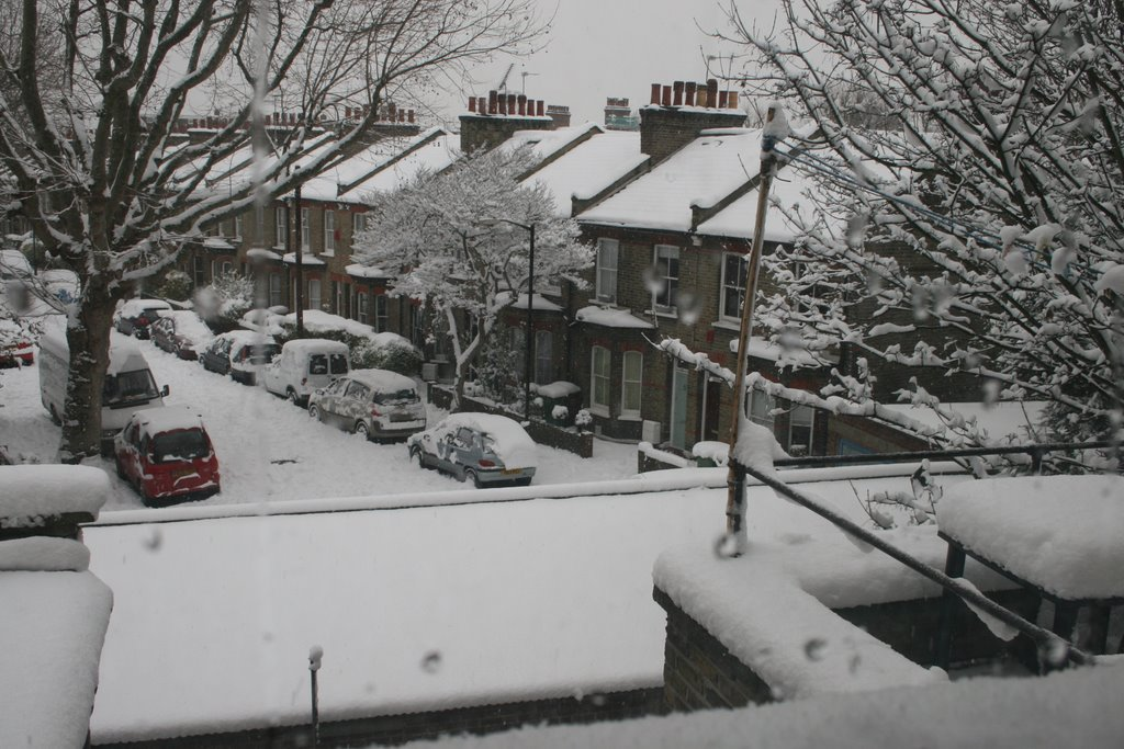 Hopewell Street, Southwark, looking from Elmington Road towards Picton Street. X.png