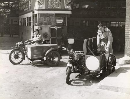 Camberwell Garage, Southwark SE5, 1940.  X.png