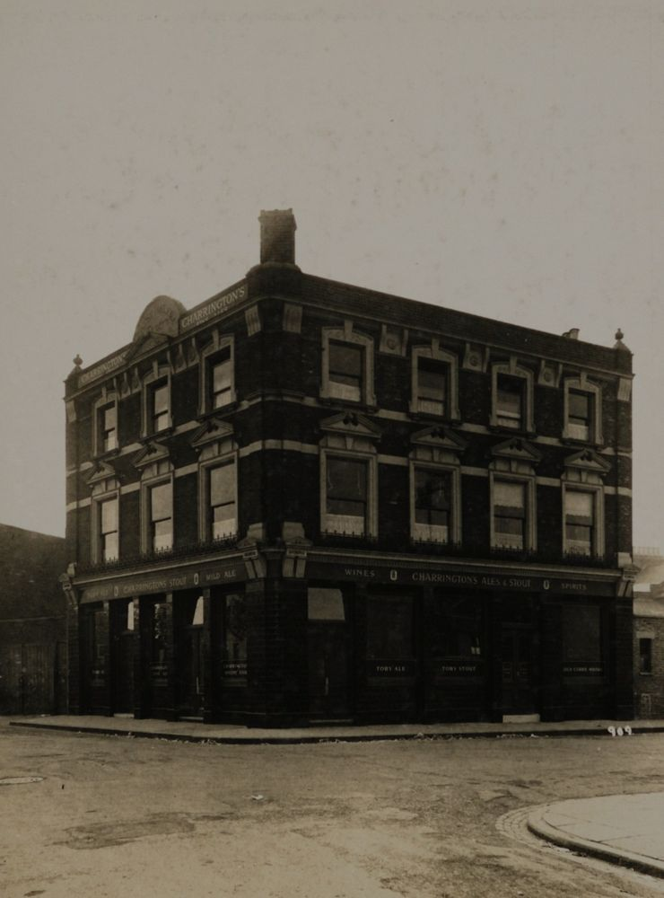St Helena Road, Rotherhithe, St Helena Tavern, Rotherhithe.  not on.png