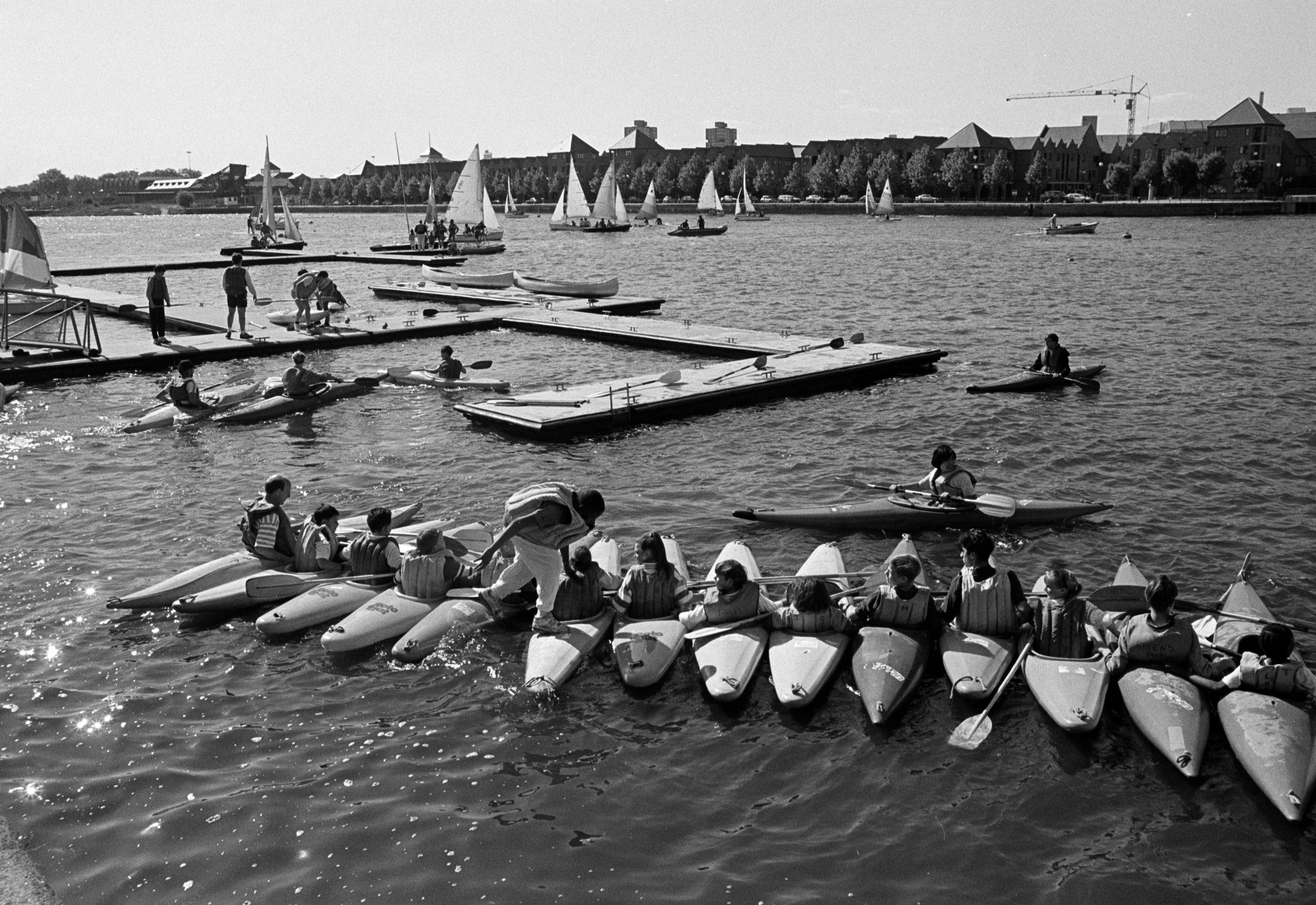 Surrey Docks, 26 May 1990.   X.png