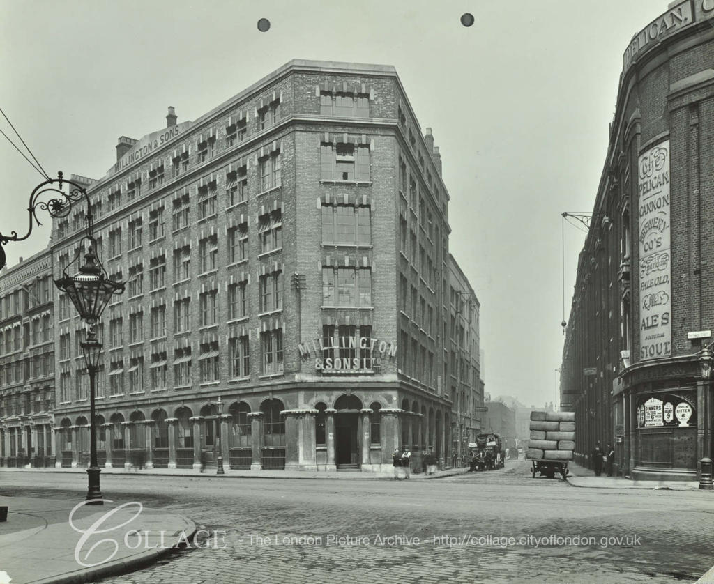 Southwark Street c1912. The Pelican Pub, corner of Southwark Street and Great Guildford Street.  X.png