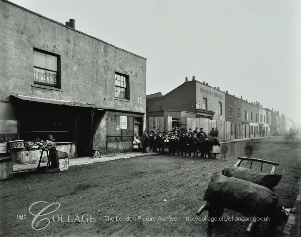 Swan Road, formerly Swan Lane, Rotherhithe, near York Place, just look at the dirt street c1903.  X.png