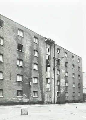 Bermondsey Wall East, warehouse south side of the road, opposite Fanards Wharf.  X.png