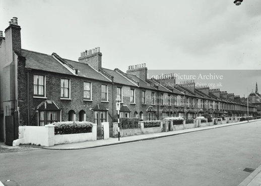 Ilderton Road numbers 226-272, c1957.   X.png